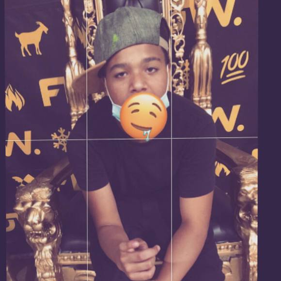 Meet your Posher, Marcell - Picture 1 of 1